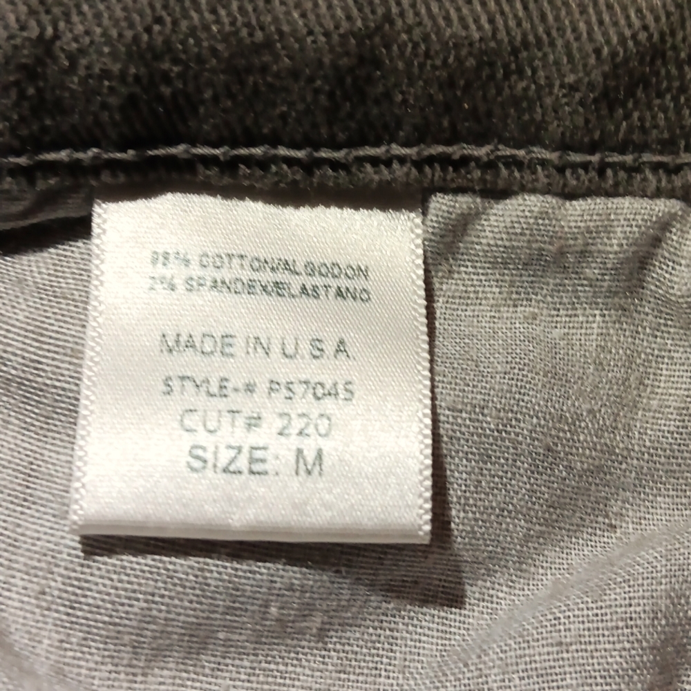O2 Denim, Distressed  Shorts, Size M - Picture 6 of 6